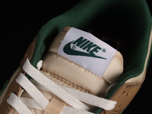 DUNK LOW RATTAN BROWN_CANYON GREEN_SAIL_WHITE_DEEP DRIFTWOOD BROWN