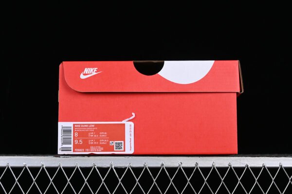DUNK LOW JOKER WHITE_WHITE_STADIUM GREEN_FUCHSIA DREAM