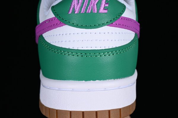 DUNK LOW JOKER WHITE_WHITE_STADIUM GREEN_FUCHSIA DREAM