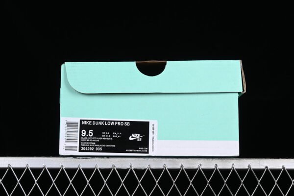 DUNK LOW PRO SB BLACK_REFLECT SILVER-NEW SLATE