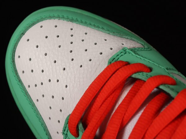 DUNK LOW PRO SB HEINEKEN CLASSIC GREEN_BLACK-WHITE-RED