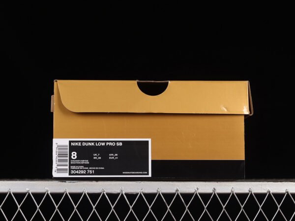 DUNK LOW PRO SB GOOFY BOY CHUTNEY_ABYSS