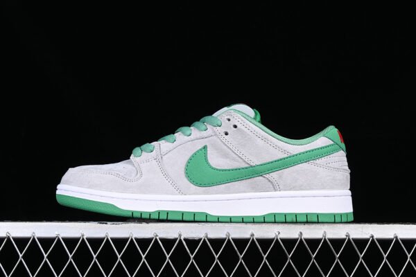 DUNK LOW PREMIUM SB MEDUSA MTT SLVR_CLSSC GRN-SL-VRSTY RD