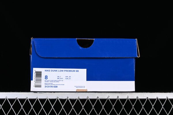 DUNK LOW PREMIUM SB MEDUSA MTT SLVR_CLSSC GRN-SL-VRSTY RD