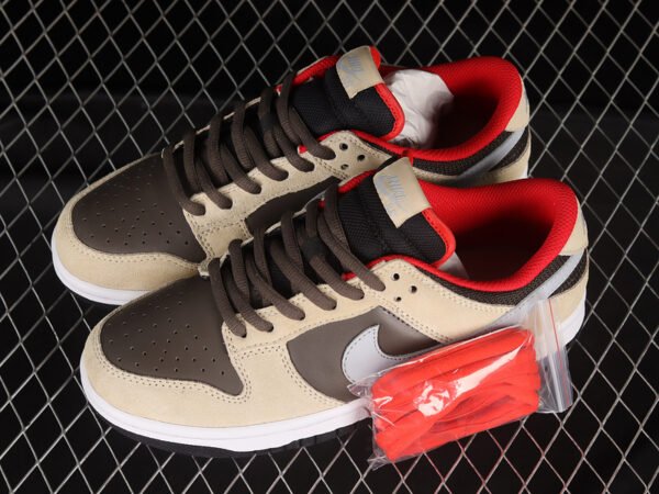 DUNK LOW PREMIUM SB YLLW OCHRE_TERRA BROWN