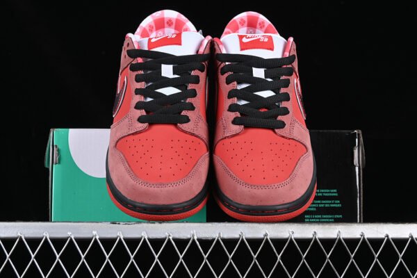 DUNK LOW PREMIUM SB DARK CHOCOLATE_MTT SILVER-LNN