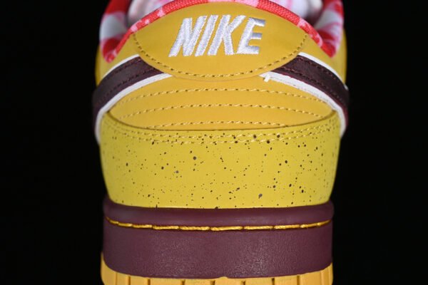 DUNK LOW PREMIUM SB BROOKLYN PROJECTS HALO_ZITRON