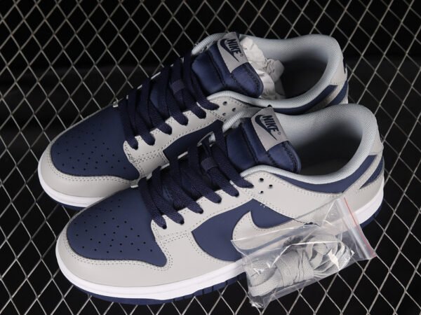 DUNK LOW ATMOS TWILIGHT BLUE_MEDIUM GREY