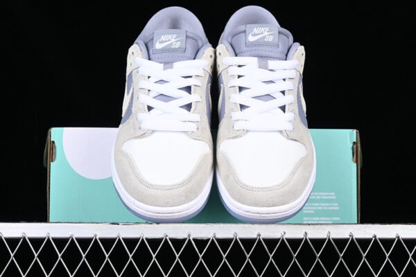 ZOOM DUNK LOW PRO SB WOLF GREY_SUMMIT WHITE-CLEAR