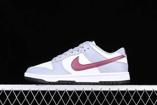DUNK LOW PALE IVORY_REDWOOD_LIGHT SILVER_SAIL_BLACK
