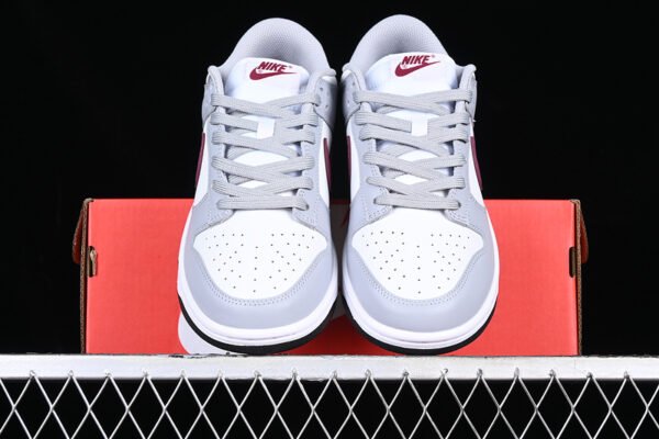 DUNK LOW PALE IVORY_REDWOOD_LIGHT SILVER_SAIL_BLACK