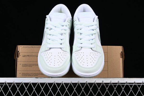 DUNK LOW NEXT NATURE WHITE_BARELY GREEN