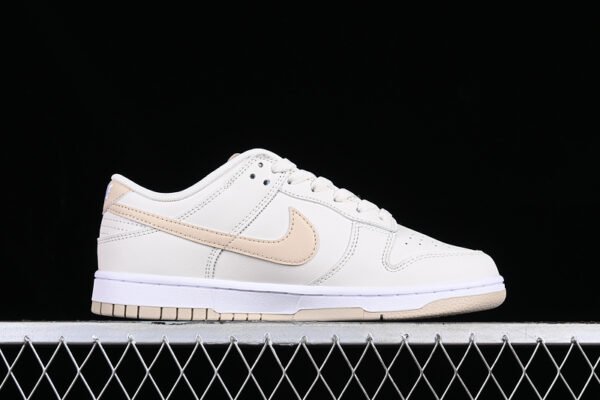 DUNK LOW PHANTOM_SANDDRIFT_SAIL