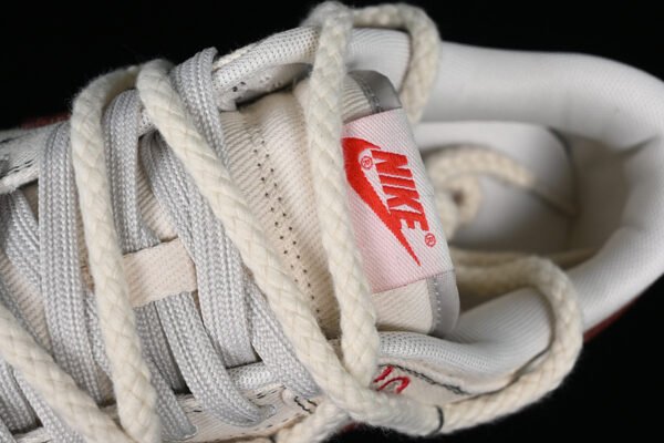 DUNK LOW BEIGE_RED