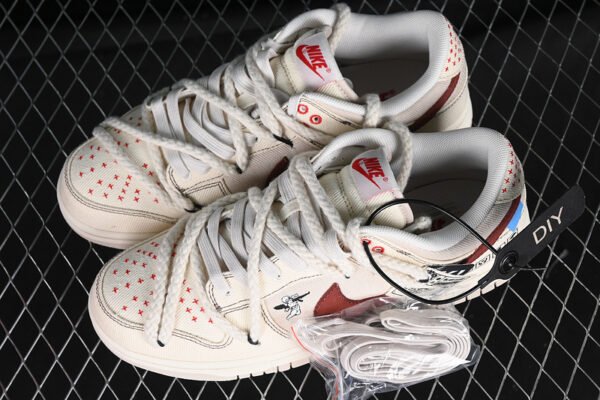 DUNK LOW BEIGE_RED