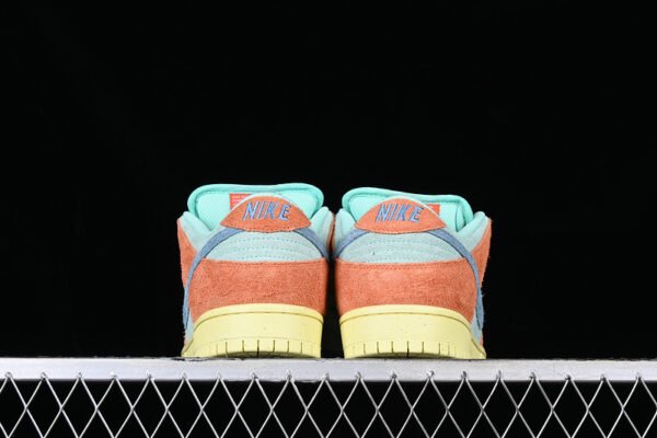 DUNK LOW SB ORANGE_NOISE AQUA_EMERALD RISE_LEMON CHIFFON