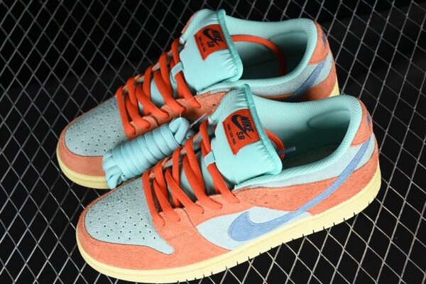 DUNK LOW SB ORANGE_NOISE AQUA_EMERALD RISE_LEMON CHIFFON