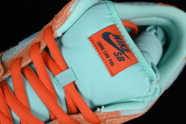 DUNK LOW SB ORANGE_NOISE AQUA_EMERALD RISE_LEMON CHIFFON