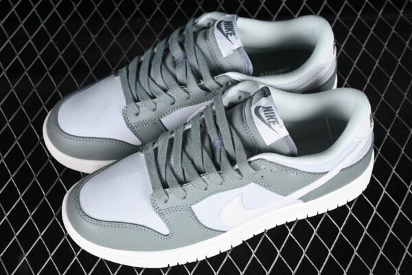DUNK LOW MICA GREEN_SAIL_PHOTON DUST
