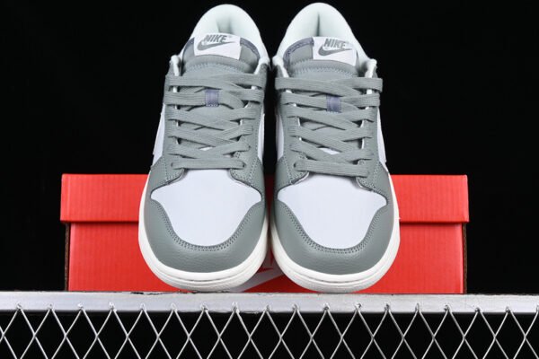 DUNK LOW MICA GREEN_SAIL_PHOTON DUST