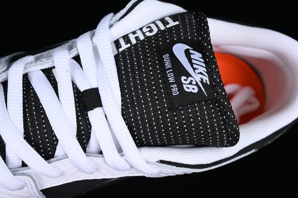 TIGHTBOOTH X DUNK LOW SB WHITE_BLACK_SAFETY ORANGE