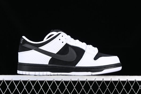 TIGHTBOOTH X DUNK LOW SB WHITE_BLACK_SAFETY ORANGE