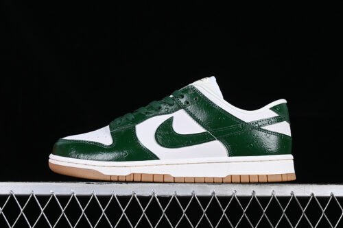 DUNK LOW LX PHANTOM_GORGE GREEN_SAIL_METALLIC GOLD