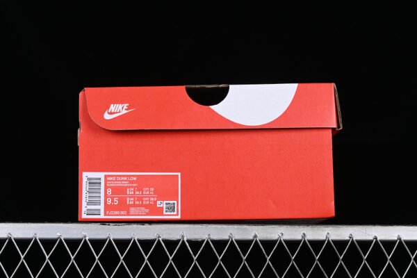 DUNK LOW LX PHANTOM_GORGE GREEN_SAIL_METALLIC GOLD