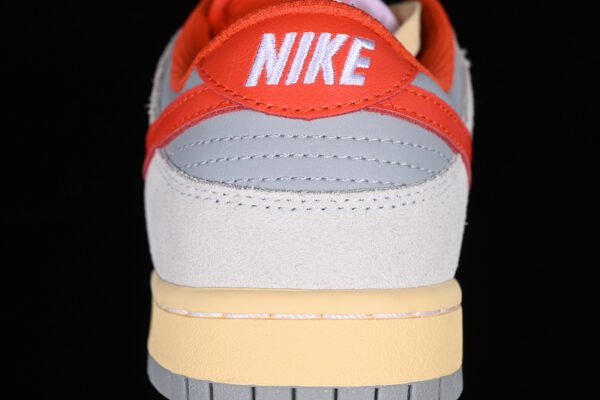 DUNK LOW ATHLETIC DEPARTMENT SAIL_PHOTON DUST_LIGHT SMOKE GREY_PICANTE RED