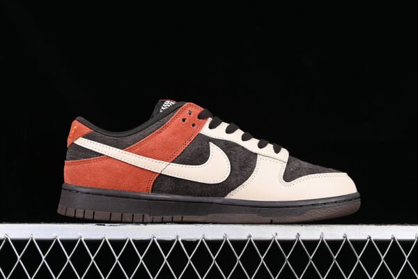DUNK LOW RED PANDA VELVET BROWN_SANDDRIFT_RUGGED ORANGE