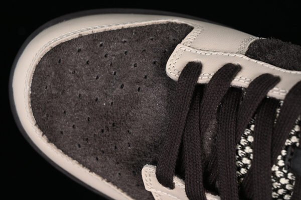 DUNK LOW RED PANDA VELVET BROWN_SANDDRIFT_RUGGED ORANGE