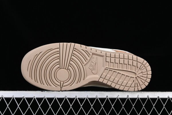 DUNK LOW RETRO SAIL WHITE COOL GREY_EARTH BROWN