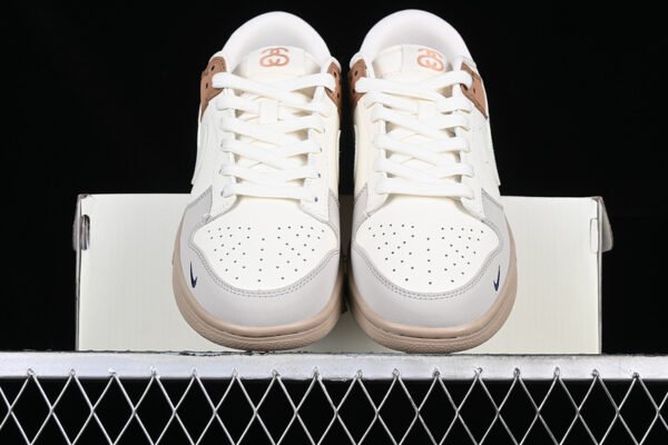 DUNK LOW RETRO SAIL WHITE COOL GREY_EARTH BROWN