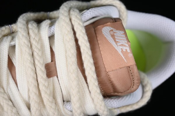 DUNK LOW NEXT NATURE HEMP_SAIL