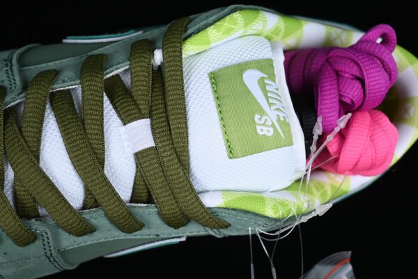 CONCEPTS X DUNK LOW SB GREEN STONE_LEGION GREEN-FIR