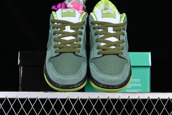 CONCEPTS X DUNK LOW SB GREEN STONE_LEGION GREEN-FIR