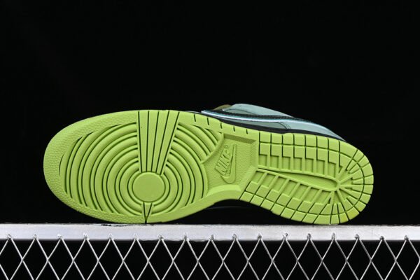 CONCEPTS X DUNK LOW SB GREEN STONE_LEGION GREEN-FIR