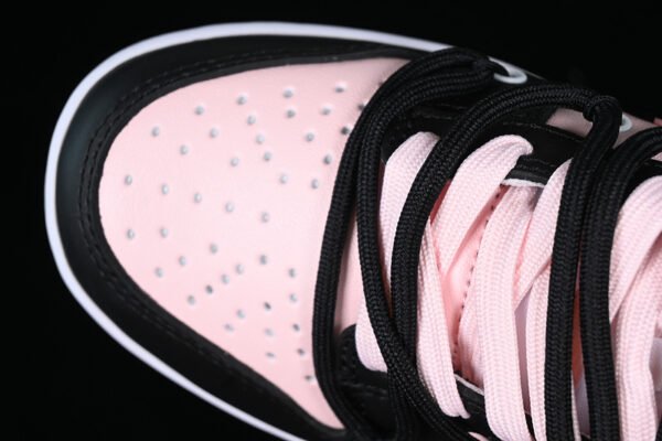 DUNK LOW BLACK_WHITE_PINK