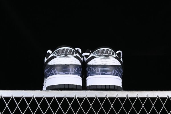 DUNK LOW BIGNIU WHITE_BLACK_BLUE