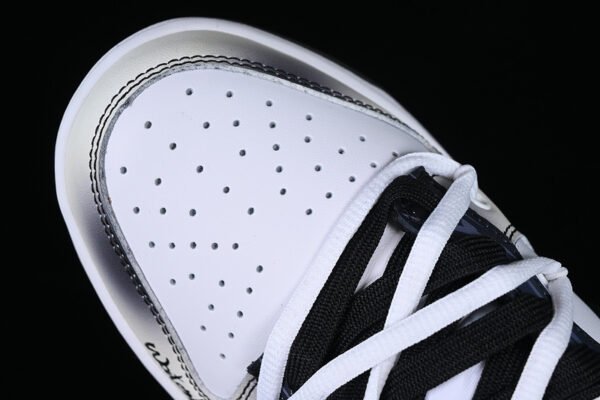 DUNK LOW BIGNIU WHITE_BLACK_BLUE