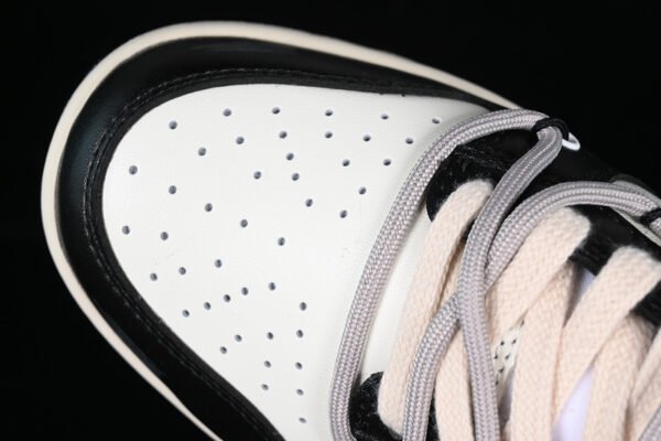 DUNK LOW RETRO WHITE_BLACK