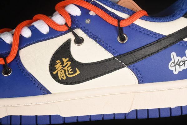 WMNS DUNK LOW SB YEAR OF THE DRAGON WHITE_ROYAL_UNIVERSITY RED