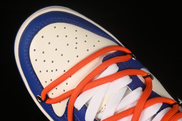 WMNS DUNK LOW SB YEAR OF THE DRAGON WHITE_ROYAL_UNIVERSITY RED
