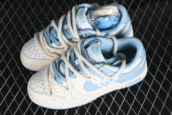 DUNK LOW MILK BLUE_WHITE