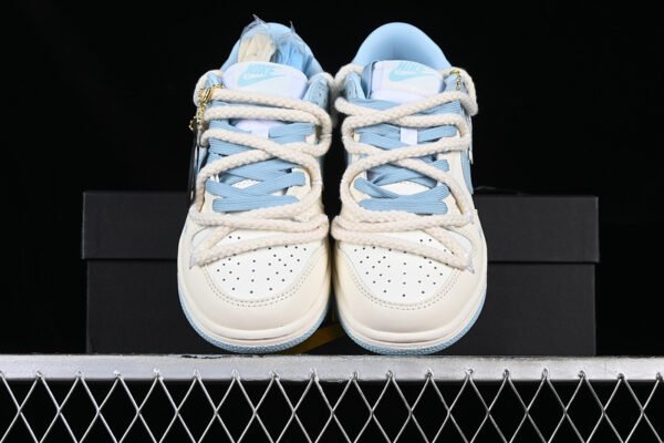 DUNK LOW MILK BLUE_WHITE