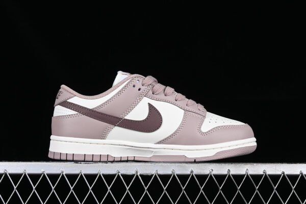 DUNK LOW SAIL_PLUM ECLIPSE_DIFFUSED TAUPE