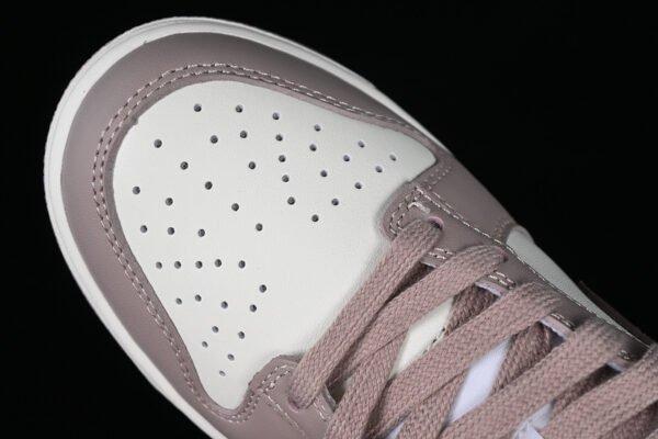 DUNK LOW SAIL_PLUM ECLIPSE_DIFFUSED TAUPE