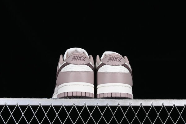 DUNK LOW SAIL_PLUM ECLIPSE_DIFFUSED TAUPE