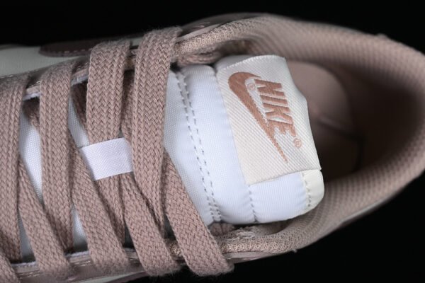 DUNK LOW SAIL_PLUM ECLIPSE_DIFFUSED TAUPE