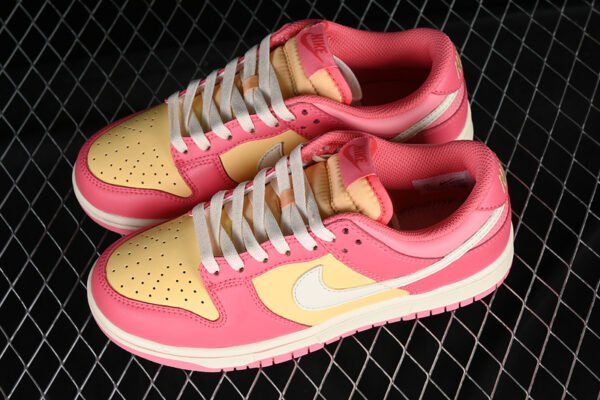 DUNK LOW GS STRAWBERRY PEACH YELLOW_PINK